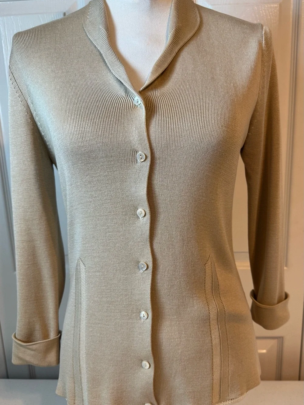 Womens Button-Front Cardigan in Taupe NWOT Small 100% Silk